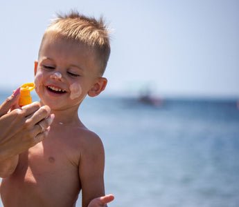 ¿Cómo proteger a los niños del sol?