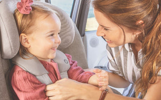 ¿Por qué debo llevar a mi hijo en una silla de autos?