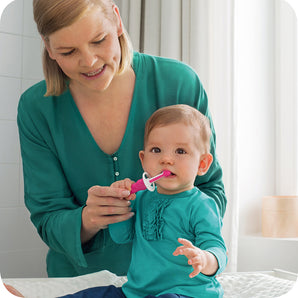 Cepillo De Entrenamiento 5 Meses Fucsia Mam